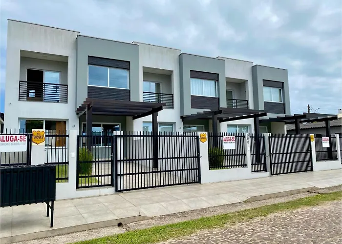 Casa De Praia Em Torres Rs Praia Lagoa Jardim