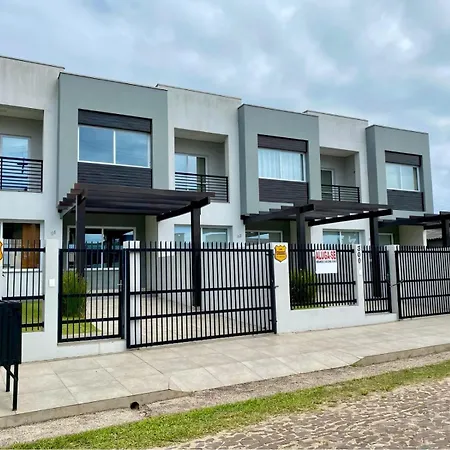 Casa De Praia Em Torres Rs Praia Lagoa Jardim Exterior photo